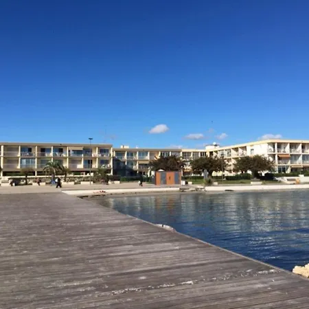 Apartament 19m² Avec Balcon, Proche Thermes Et Etang De Thau - Parking Public - Animaux Admis - Fr-1-503-46 *