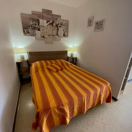 19m² Avec Balcon, Proche Thermes Et Etang De Thau - Parking Public - Animaux Admis - Fr-1-503-46
